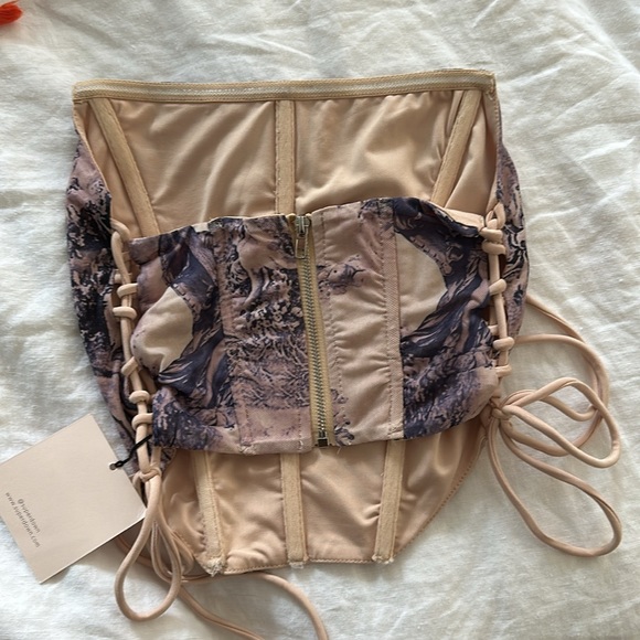 Superdown corset top NWT - Picture 4 of 5